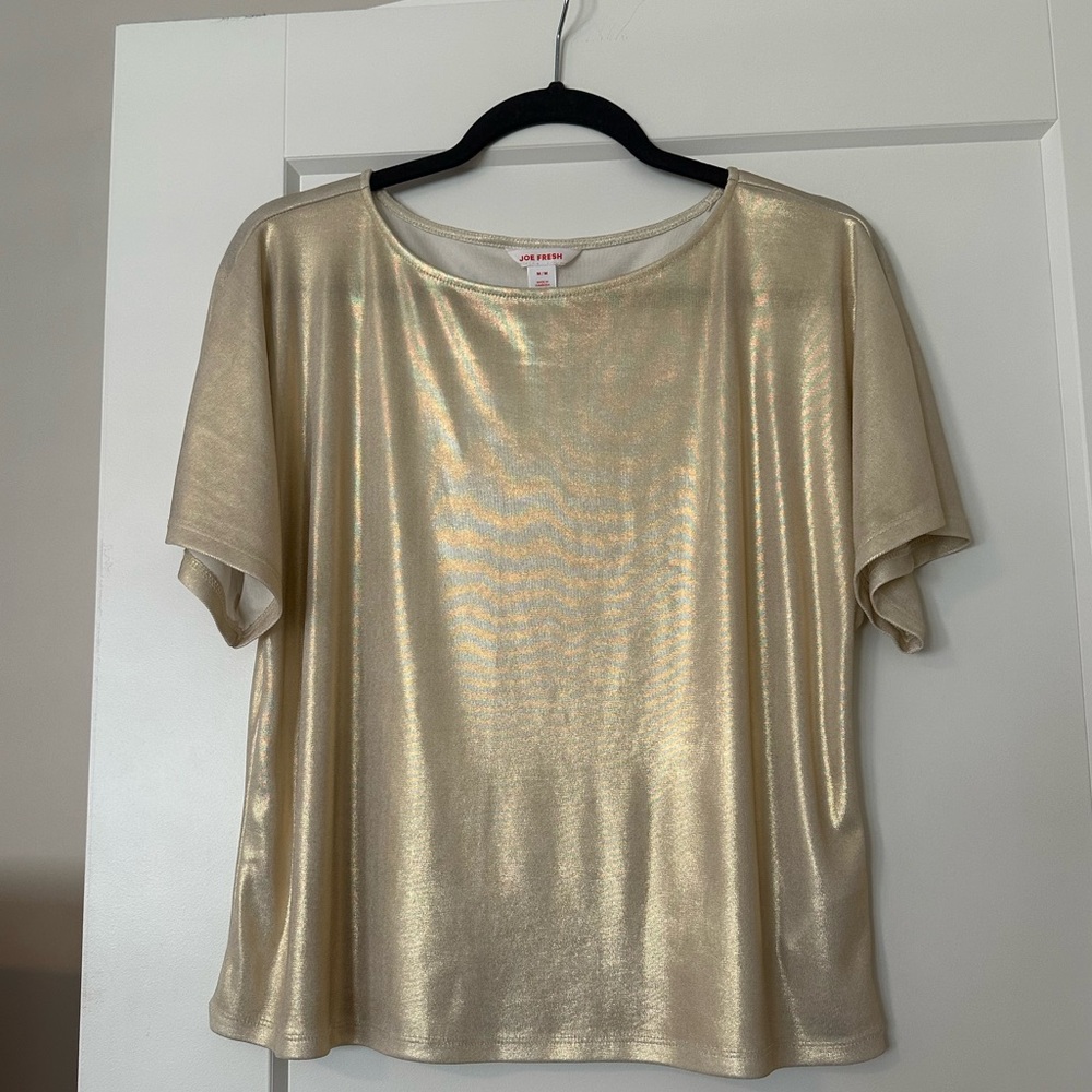 4/$50 SALE ❤️ Joe Fresh Shimmering Gold Short Sleeve Top